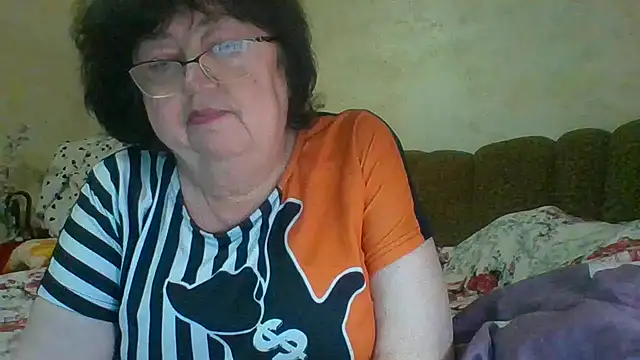 MilaSky5303's cam snapshot