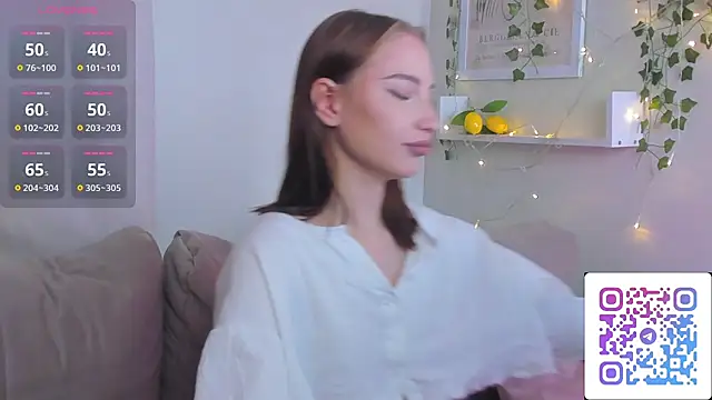 lally_cute's cam snapshot