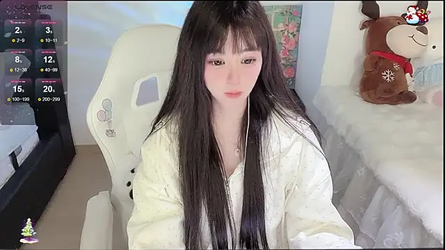 yuii-7's cam snapshot