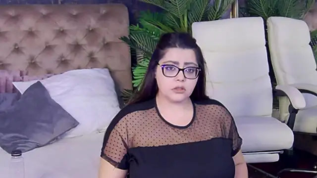 AriaRussell's cam snapshot