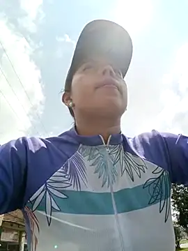 _andrea30's cam snapshot