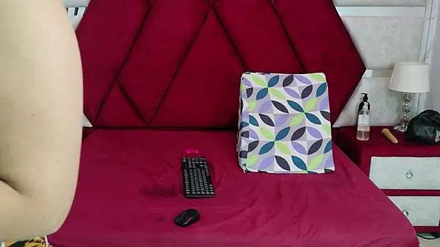 Kity_spiderr's cam snapshot