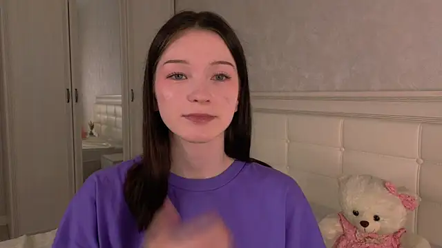 YvonneShames's cam snapshot