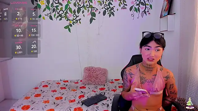 Ariadna-05 live sex cam