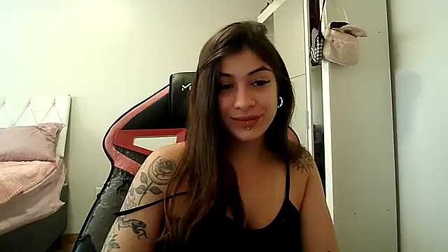 Becca_B's cam snapshot