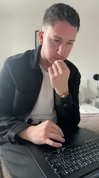 dirtyanal23's cam snapshot