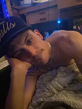 Polaroid_White's cam snapshot