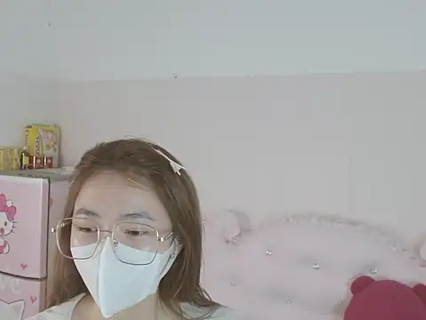 Alina_MissAsian live sex cam