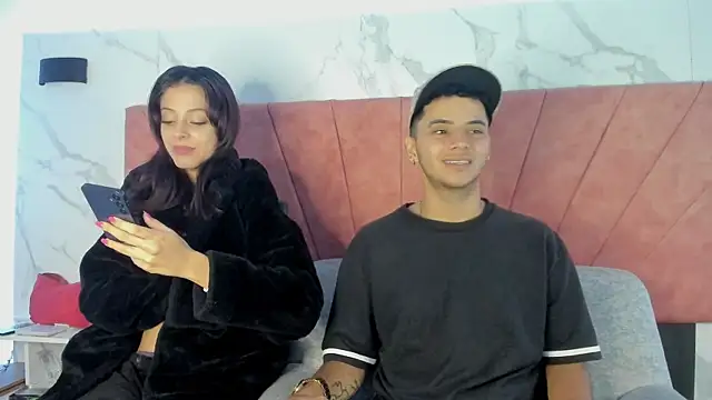 HellAndDante_'s cam snapshot