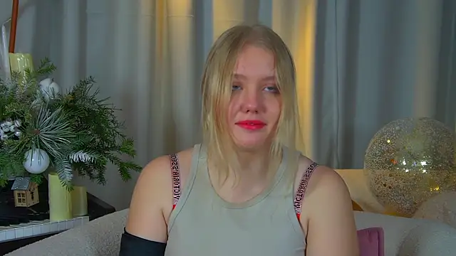 EmilyEvanse's cam snapshot