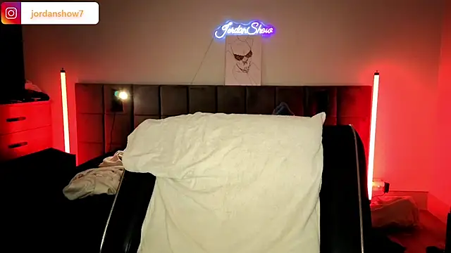 JordanShow's cam snapshot