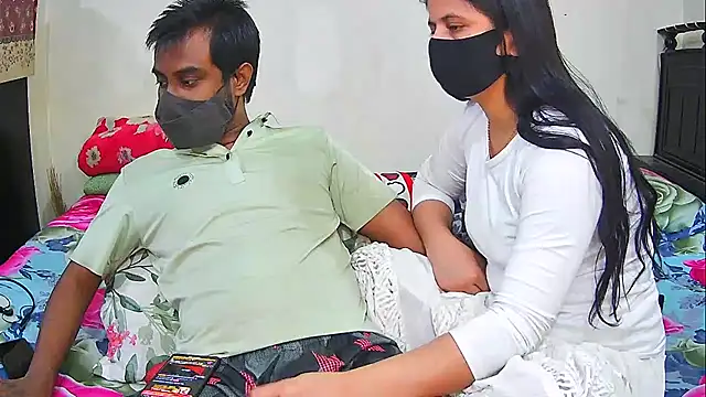 Younger_Couples live sex cam