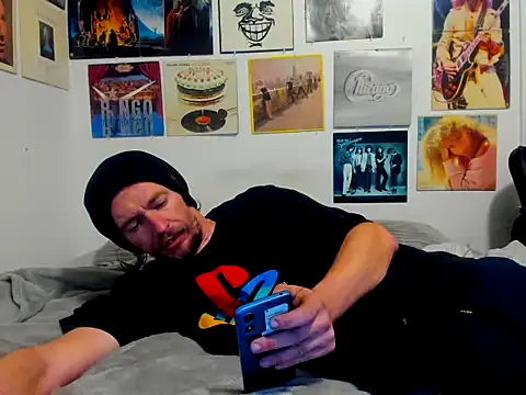 cloudyystar666's cam snapshot