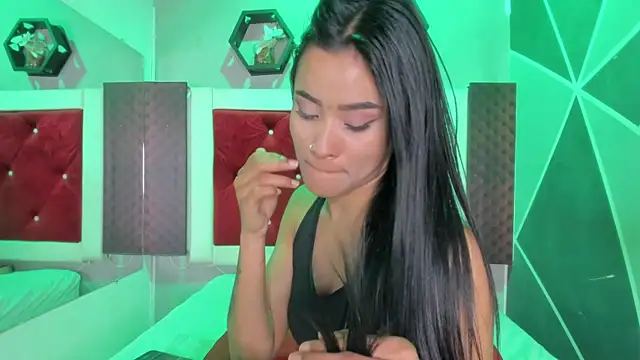 Karoll014 live sex cam