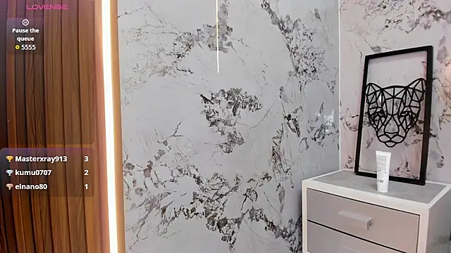 ROXXYBLOOM's cam snapshot