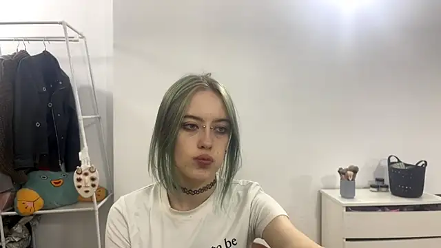 MerIeBremmer's cam snapshot