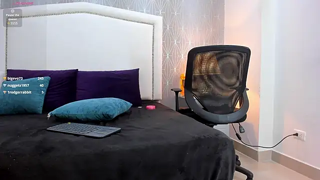 _Peach1_'s cam snapshot