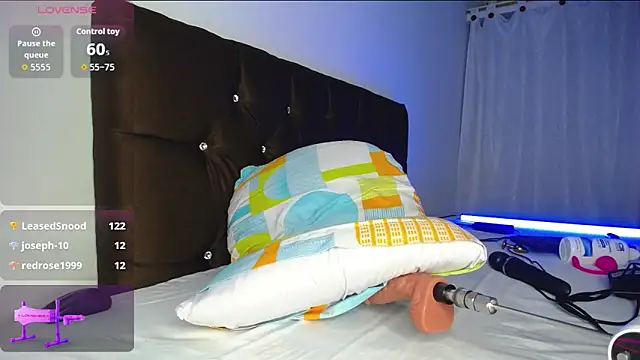 Sweet_hot_mia's cam snapshot