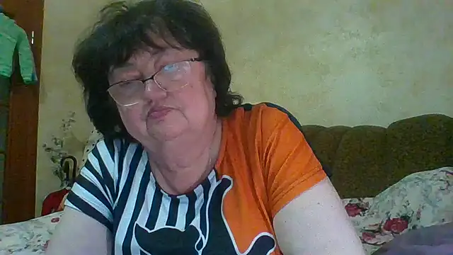 MilaSky5303's cam snapshot