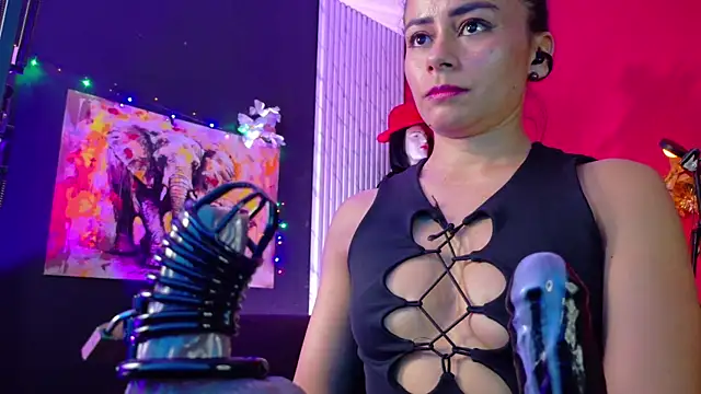 MistressSlut1's cam snapshot