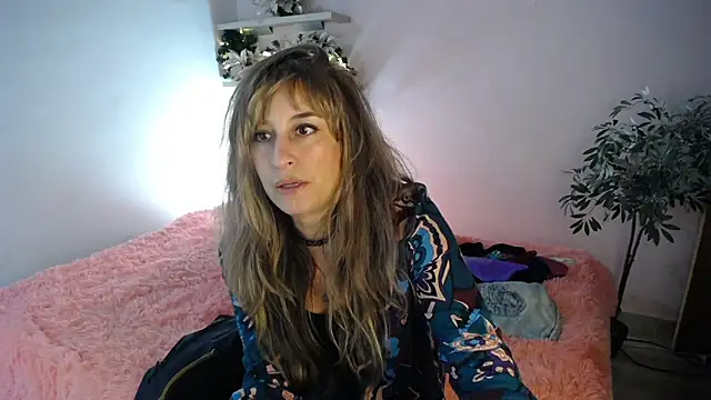 Paula_Paz's cam snapshot