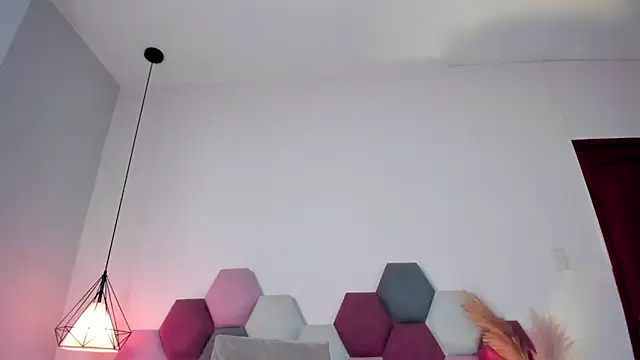 EloiseQuinn's cam snapshot