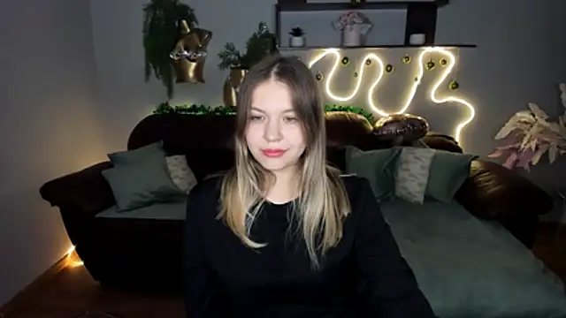 SimaHeaven's cam snapshot