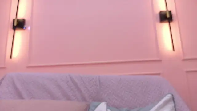 MaddieTease's cam snapshot