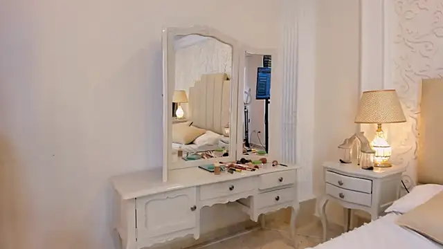 IvannaClaire's cam snapshot