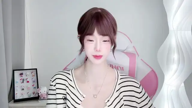 only1guo's cam snapshot