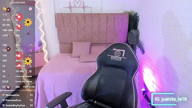 juanita_tay's cam snapshot