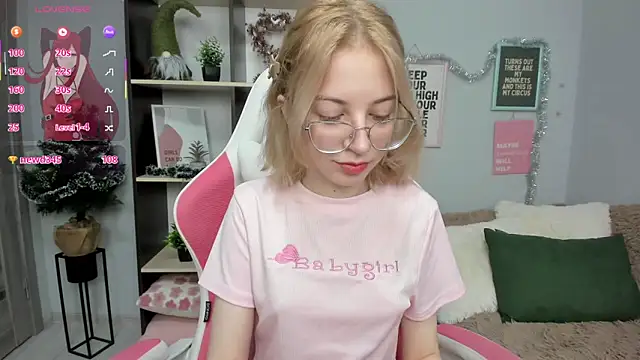 InfernoMia's cam snapshot