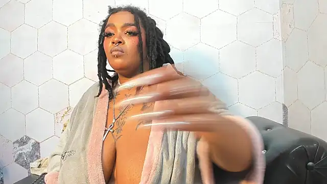 Anaa_Fuentess's cam snapshot