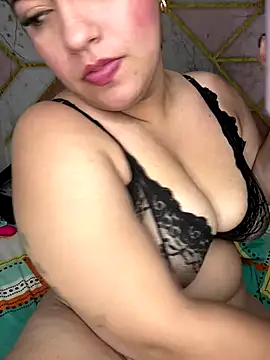 Amira_Malia's cam snapshot