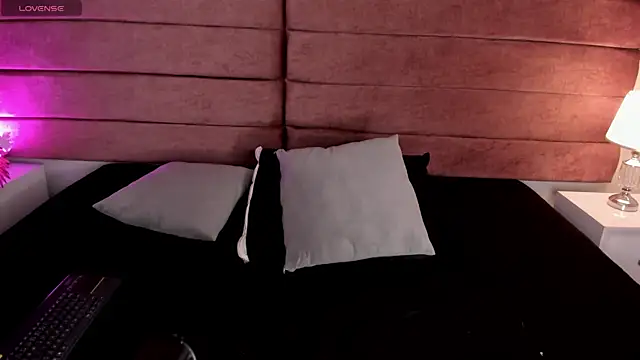 LittleVaale's cam snapshot