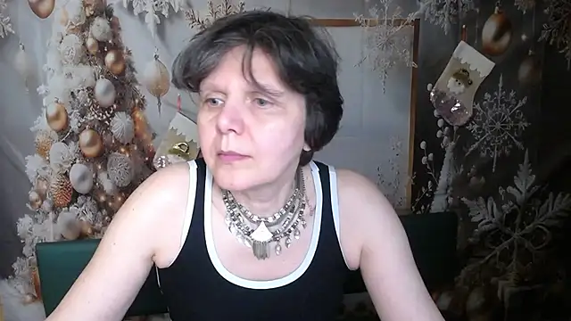 LunaDobra's cam snapshot