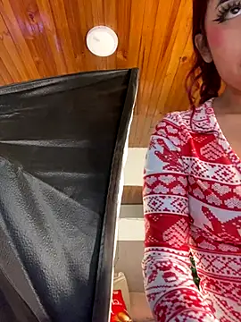 Violet_carson's cam snapshot