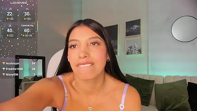 Tiffany_Low's cam snapshot