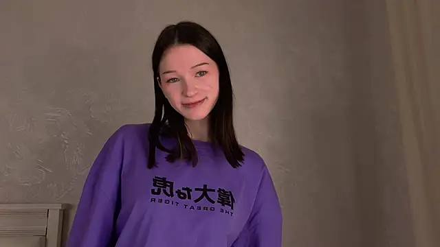 YvonneShames's cam snapshot