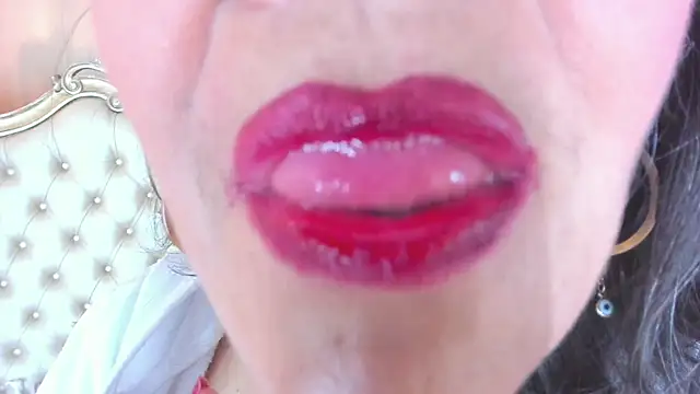 Celeste_Baker_'s cam snapshot