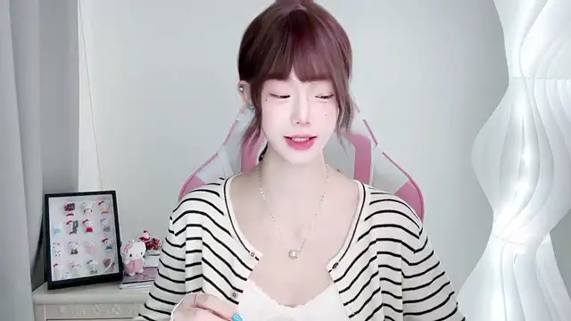 only1guo's cam snapshot