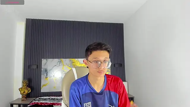 SantiagoRusso18's cam snapshot