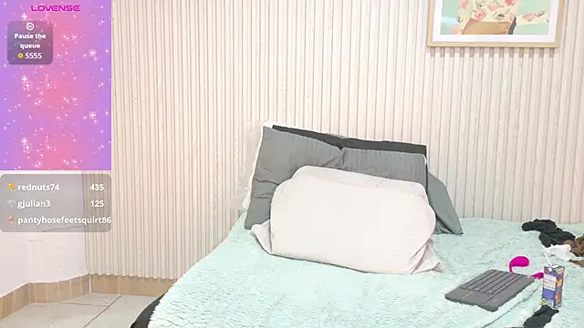 Abrilmirren's cam snapshot