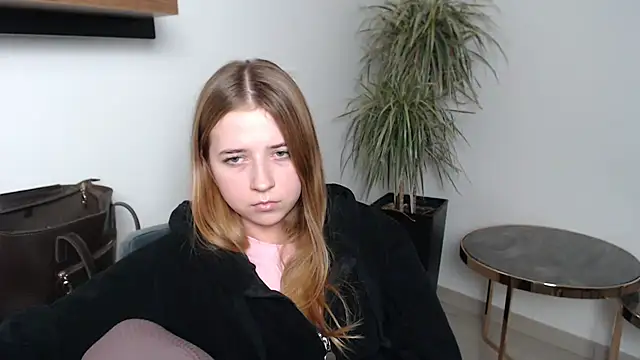 SweetBellaa_'s cam snapshot