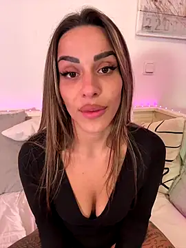 -Alisa's cam snapshot