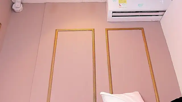 ZoeySnow's cam snapshot