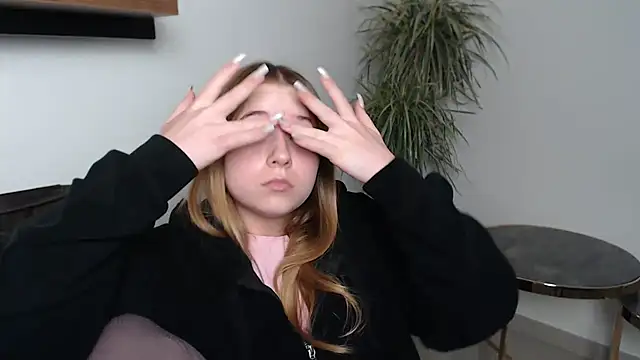 SweetBellaa_'s cam snapshot