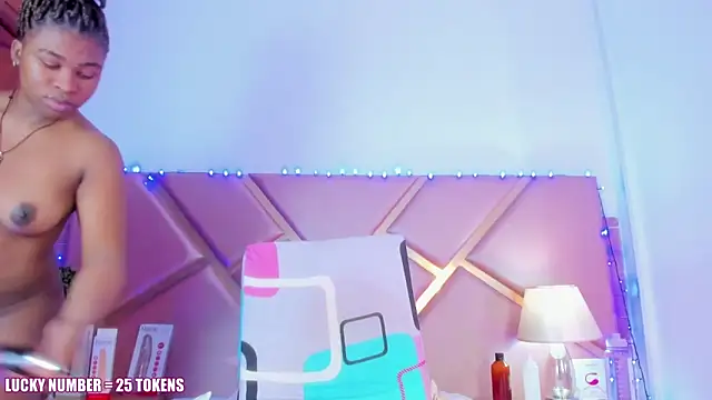 SophieSinclair's cam snapshot