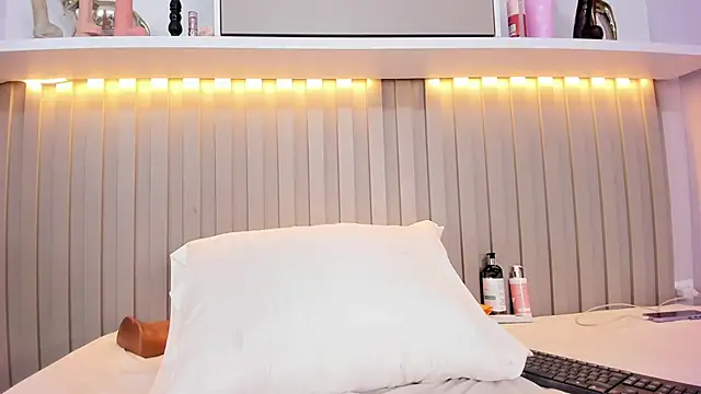 natalyWilliams's cam snapshot