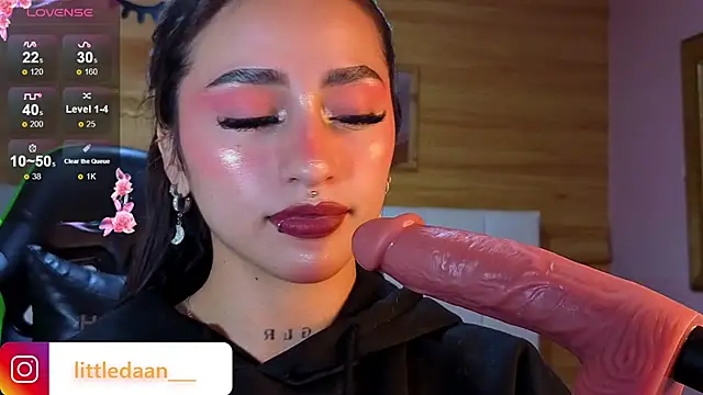 Abril_Velvet_a_'s cam snapshot